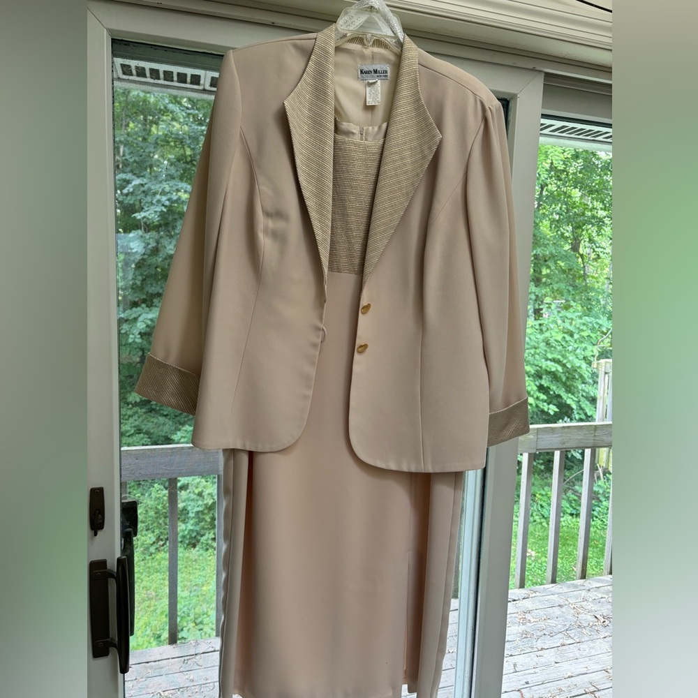Karen Millen Beige and Gold Striped Blazer